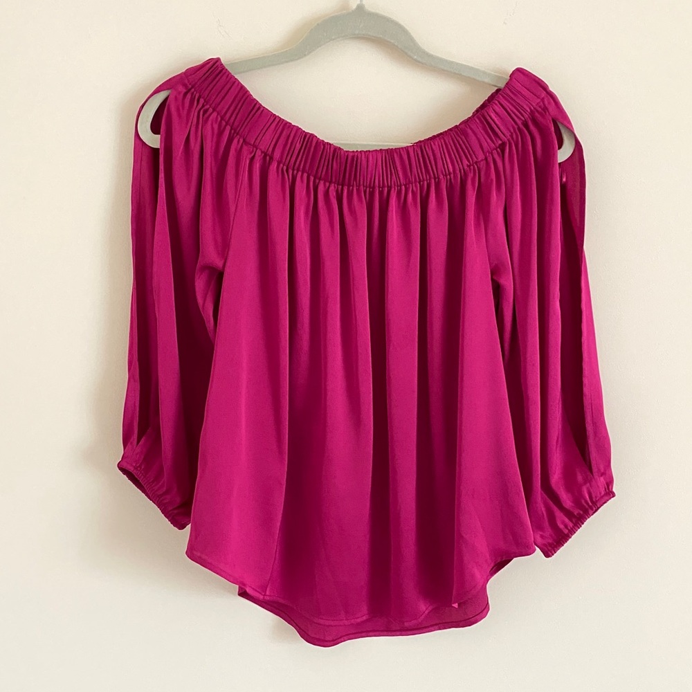 Express off shoulder split sleeves size S
